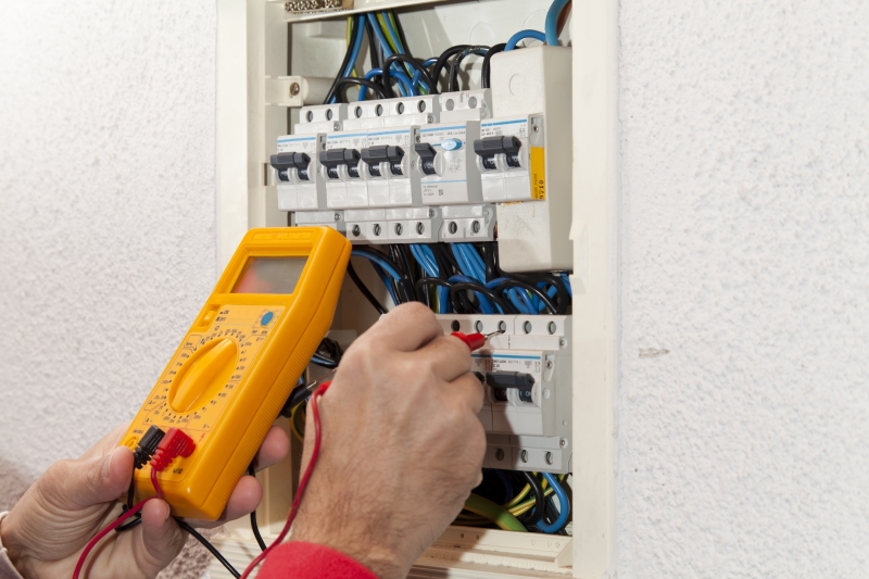 Electricians Lightwater